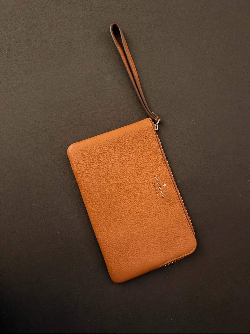 kate spade men's tan pebble leather zip wristlet